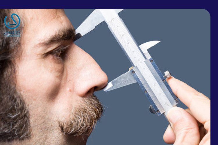 تصویر پل بینی بزرگ به همراه کولیس برای اندازه گیری